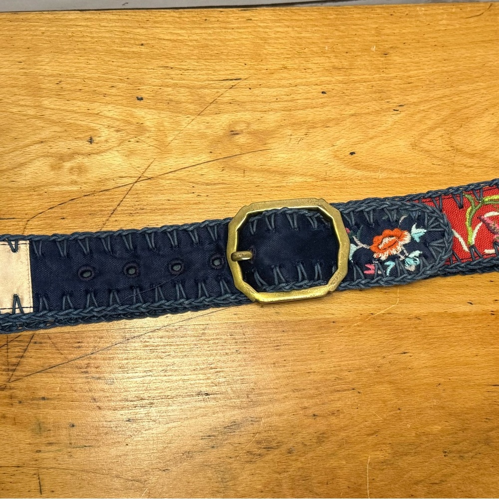 Lucky Brand Belt Ornate Boho-Chic Floral Bird Embroidery Brass Buckle - Picture 2 of 11